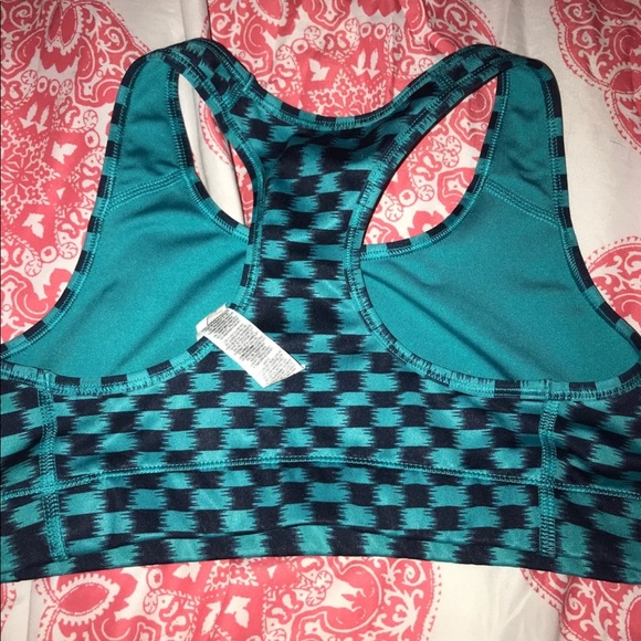 Nike Dri-Fit Sports Bra - Picture 2 of 3